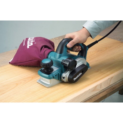 Makita KP0810J Pialla per legno 850W, 16.000g/min, piallatura 82mm