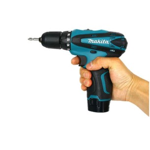 Kit Makita DK1493X1 avvitatore percussione HP330D + avvitatore impulsi TD090D Makita + accessori con 2 batterie 10,8V e caricaba 2