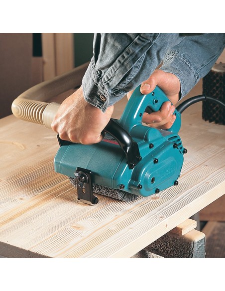 Levigatrice a rullo 9741 Makita 860W, 3.500g/min. (completa di 2 rulli nylon 120 grana 80, senza valigetta)