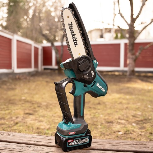 Makita UC029GZ02 Potatore a catena 15 cm XGT 40 V - Senza batteria