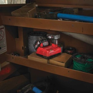 Milwaukee M12-18FC Caricabatterie rapido 4932451079 2