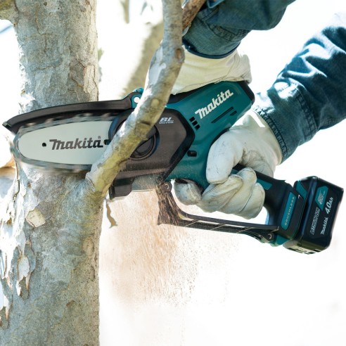 Makita UC100DWA1J Potatore a catena 10 cm Brushless CXT 12 V - Con batteria