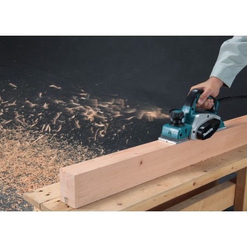 Makita KP0800J Pialla per legno 620W, largh. piallatura 82mm