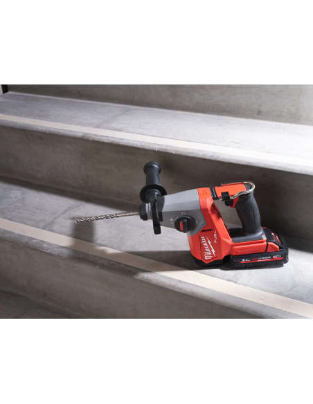 Milwaukee M18 FHAC16-302X Tassellatore compatto SDS-Plus 16 mm M18 FUEL™ con 2 batterie 4933498584