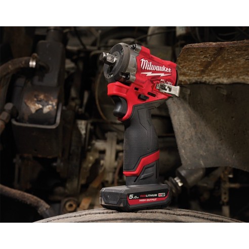 Milwaukee M12 FCIWF38G3-502X Avvitatore ad impulsi compatto M12 FUEL™ 3/8 F - Con 2 batterie 4933493452