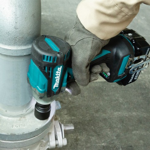 Makita DTW300ZJ Avvitatore ad impulsi 18V, 300Nm, BL Motor, att. 1/2" - Senza batteria
