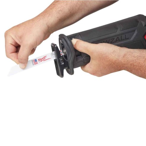 Milwaukee M18 FSZ-0X Sega diritta 18V, Tecnologia FUEL, corsa lama: 32mm - Senza batteria 4933478293