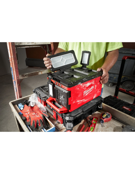 Milwaukee M18 POALC-0 Faro M18™ PACKOUT™ e caricabatterie Batteria/Corrente 4933478120