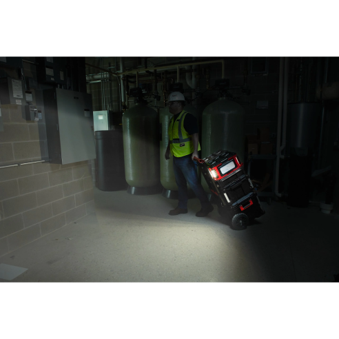 Milwaukee M18 POALC-0 Faro M18™ PACKOUT™ e caricabatterie Batteria/Corrente 4933478120