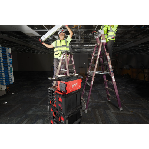 Milwaukee M18 POALC-0 Faro M18™ PACKOUT™ e caricabatterie Batteria/Corrente 4933478120