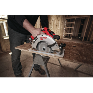 Milwaukee M18 BLCS66-502X Sega circolare per legno 66 mm M18™ Brushless - Con 2 batterie 4933464590 2